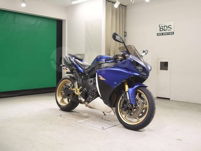 Yamaha YZF-R1