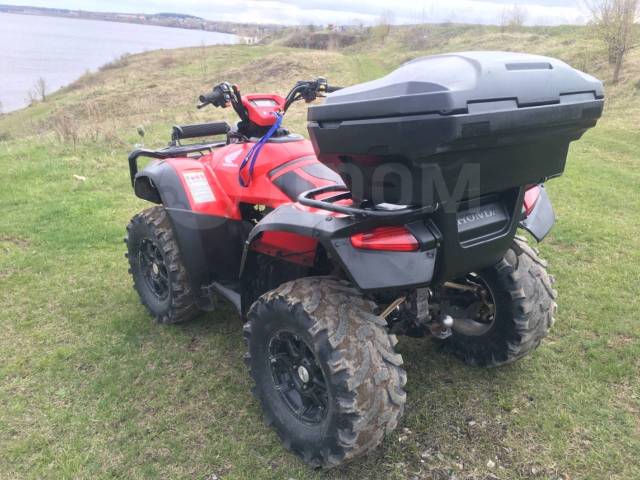 Honda TRX 680. ,  \,   