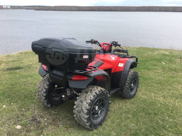 Honda TRX 680. ,  \,   