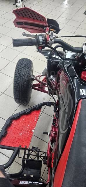 Yamaha YFZ 450. ,  \,   