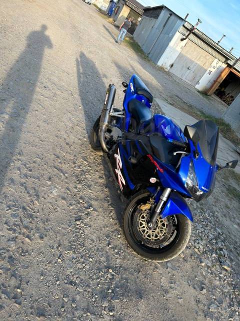 Honda CBR 1000. 1 000. ., , ,   