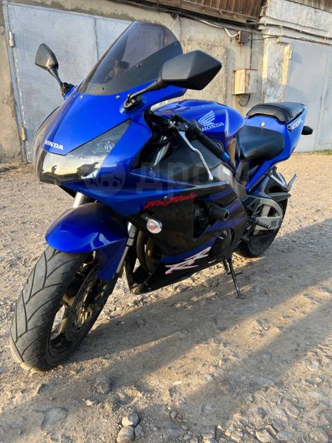 Honda CBR 1000. 1 000. ., , ,   