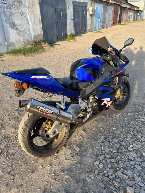 Honda CBR 1000. 1 000. ., , ,   