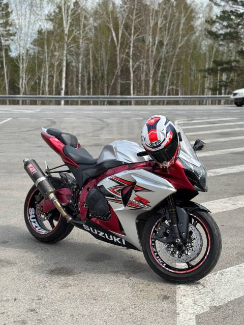 Suzuki GSX-R 1000. 1 000. ., , ,   