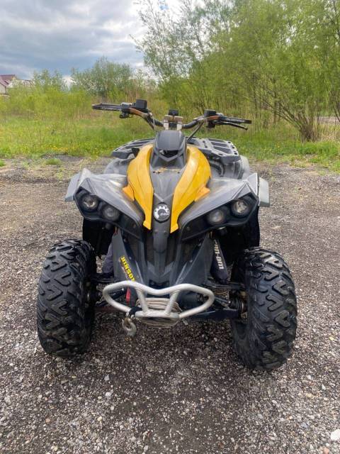 BRP Can-Am Renegade 1000. ,  \,   