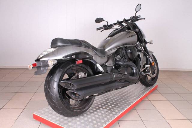 Suzuki Boulevard M109R. 1 783. ., , ,   