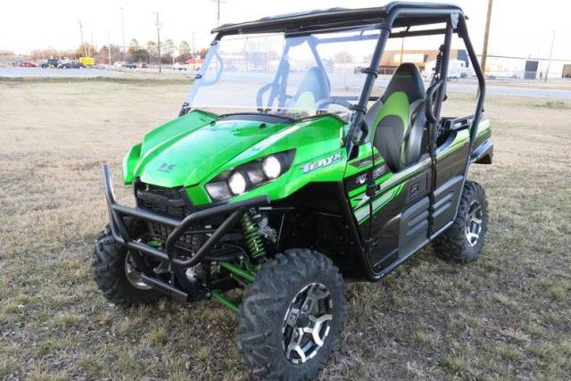 Kawasaki Teryx. ,  \,   