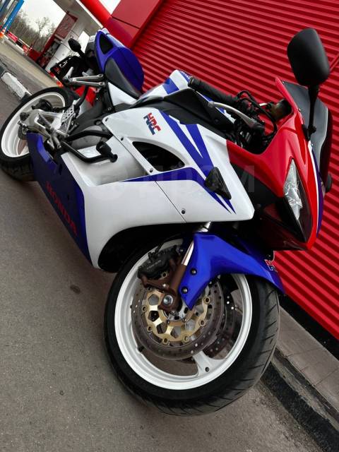 Honda CBR 1000RR-R. 1 000. ., , ,   