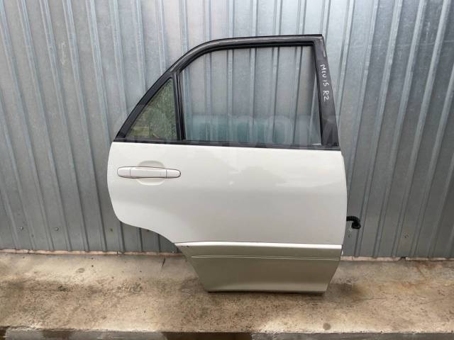    Toyota Harrier MCU15