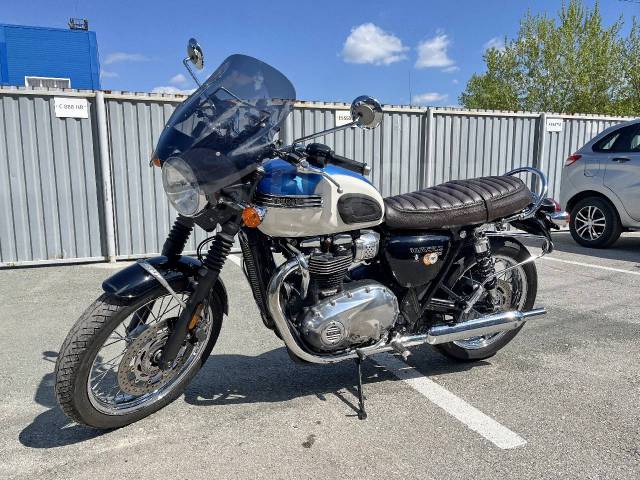 Triumph Bonneville T100