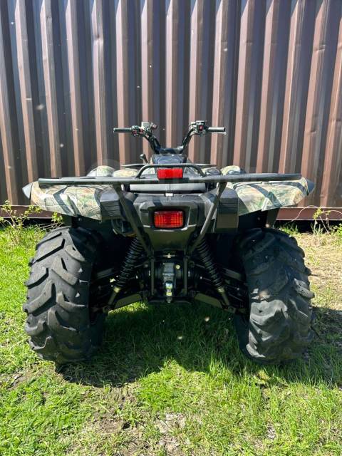 Yamaha Grizzly. ,  \,   