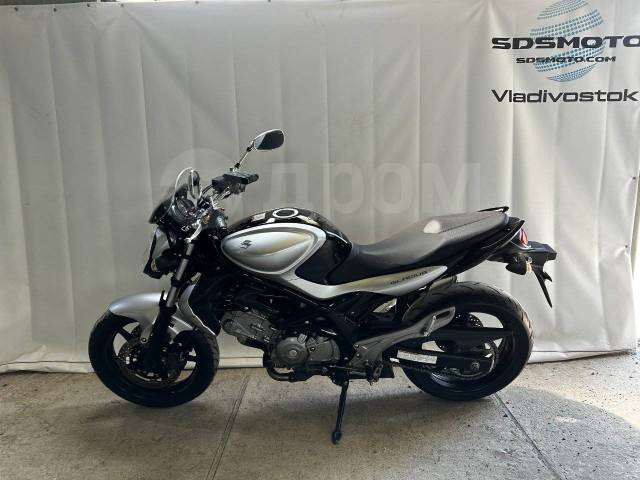 Suzuki SFV 650 Gladius