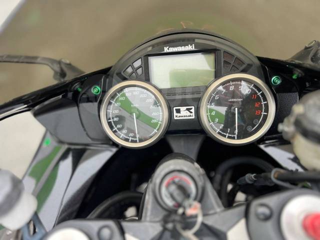 Kawasaki Ninja ZX-14R. 1 400. ., , ,   