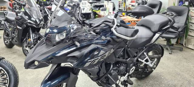 Benelli TRK 502 X. 500. ., , ,   