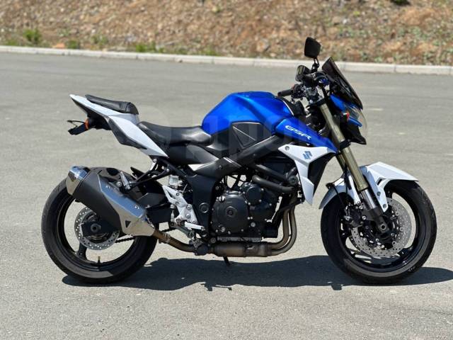 Suzuki GSR 750. 750. ., , ,   