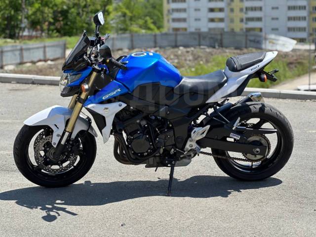 Suzuki GSR 750. 750. ., , ,   