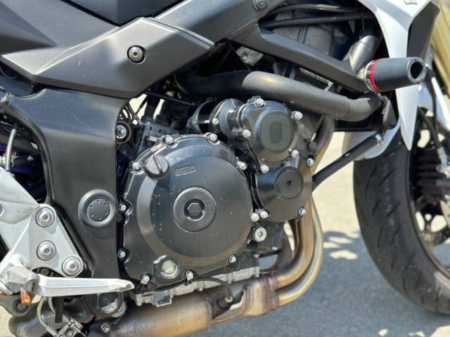 Suzuki GSR 750. 750. ., , ,   