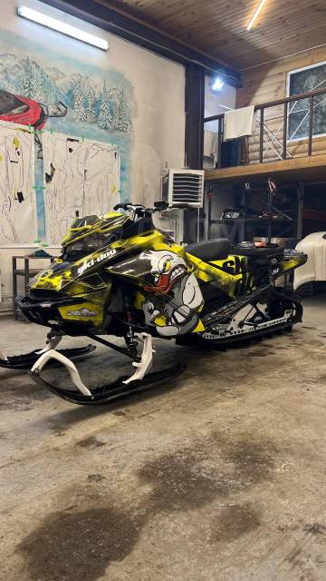 BRP Ski-Doo Summit X. ,  ,   