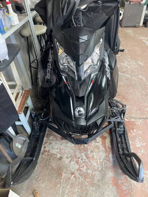 BRP Ski-Doo Summit X T3. ,  ,   