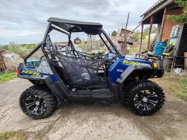 Polaris RZR 570. ,  \,   