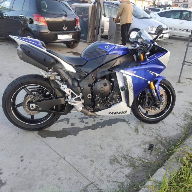 Yamaha R1. 1 000. ., , ,   