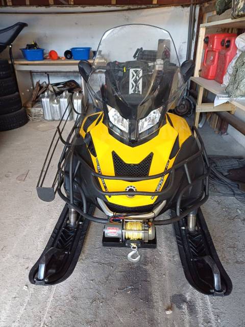 BRP Ski-Doo Skandic SWT. ,  ,   