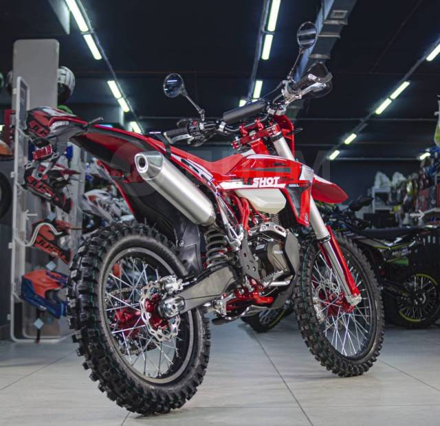 Regulmoto Holeshot Red Edition. 300. ., , ,   