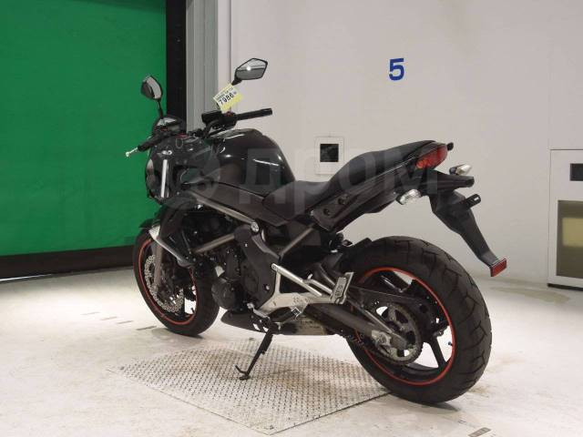 Kawasaki ER-4. 400. ., , ,  .     