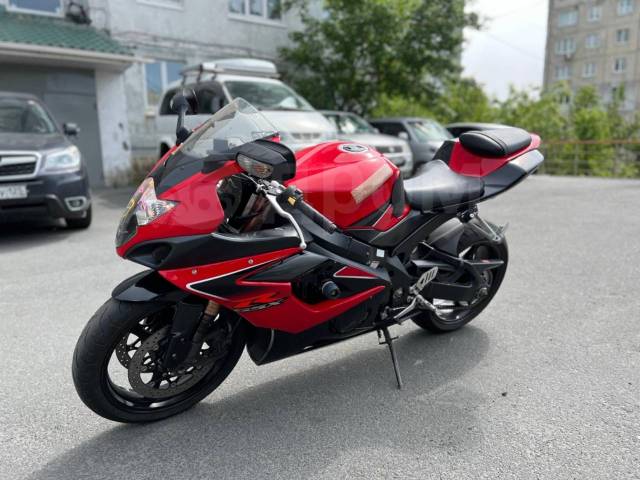 Suzuki GSX-R 1000. 1 000. ., , ,   