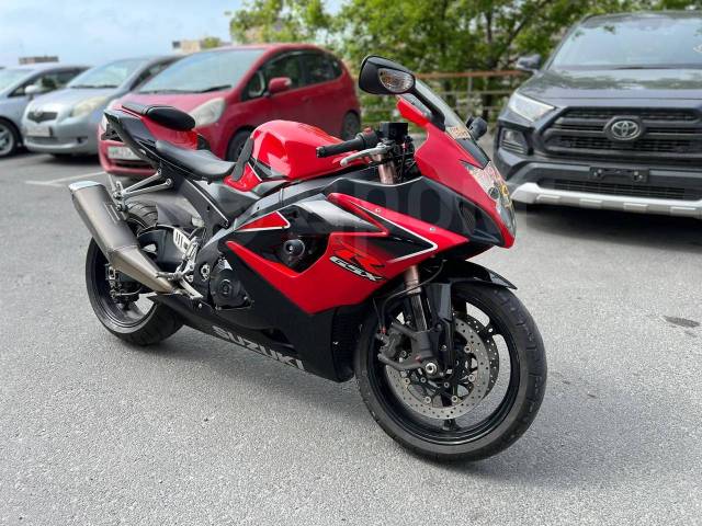 Suzuki GSX-R 1000. 1 000. ., , ,   