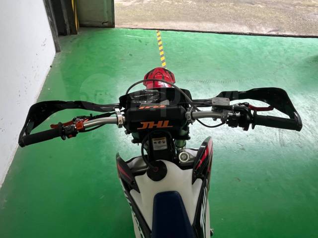 JHL Z5V. 300. ., ,  ,   