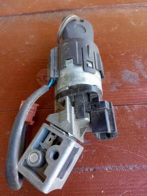 Купить Замок зажигания с ключом Peugeot 308 2008 36410600 1.6 VTI 16V ...