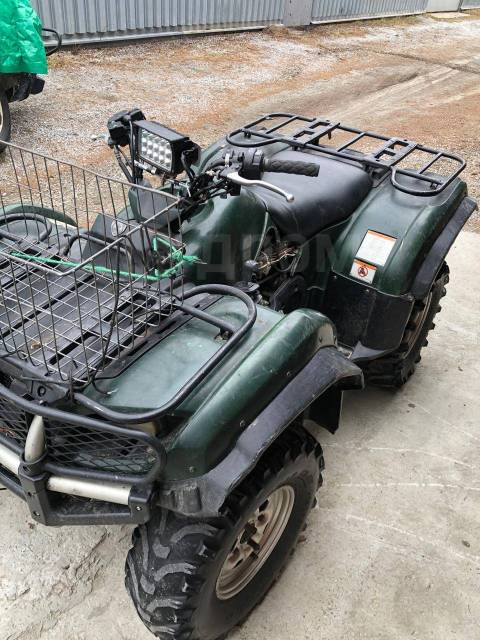 Yamaha Grizzly 660. ,  \,   