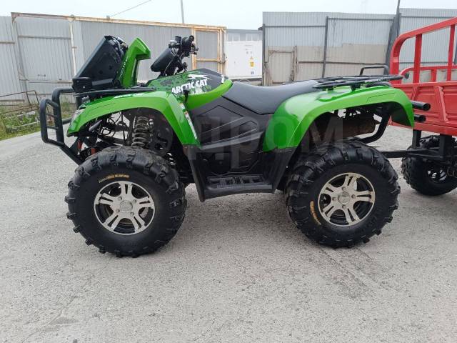 Arctic Cat Mudpro 700i. ,  \,   