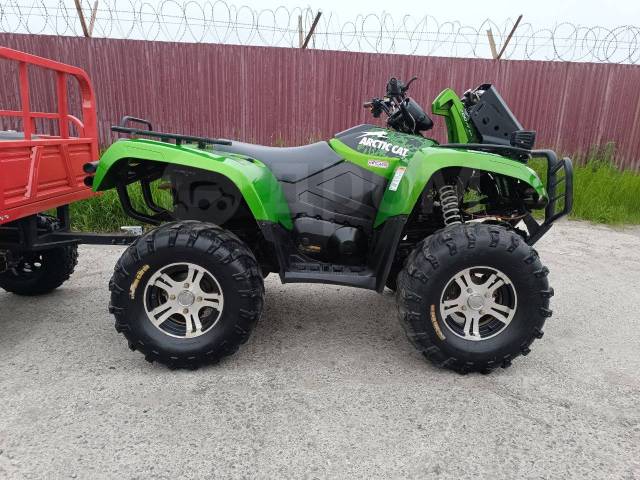 Arctic Cat Mudpro 700i. ,  \,   