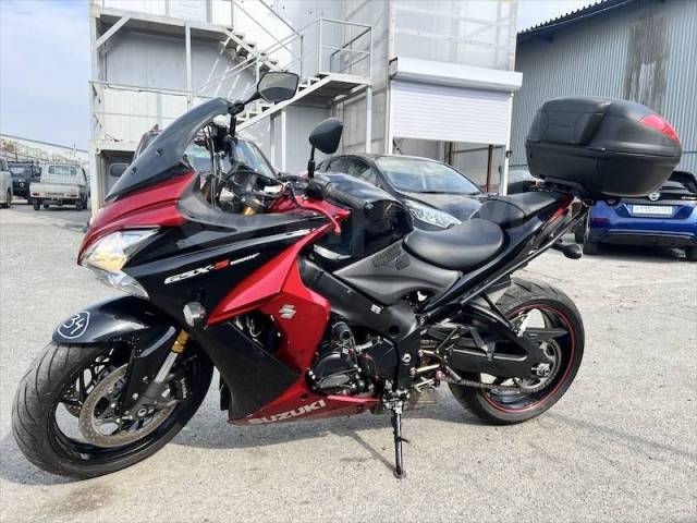 Suzuki GSX S1000F