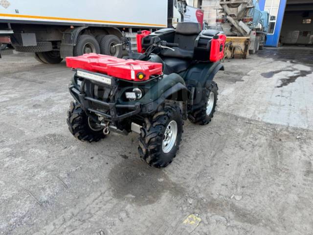 Yamaha Grizzly 660. ,  \,   