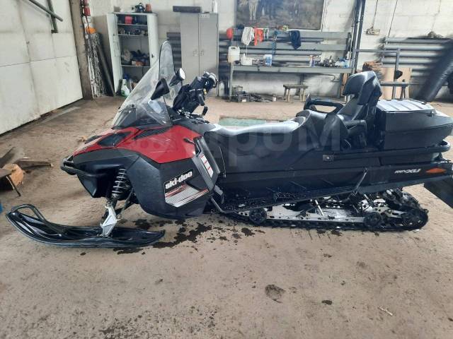 BRP Ski-Doo Expedition SE. ,  ,   