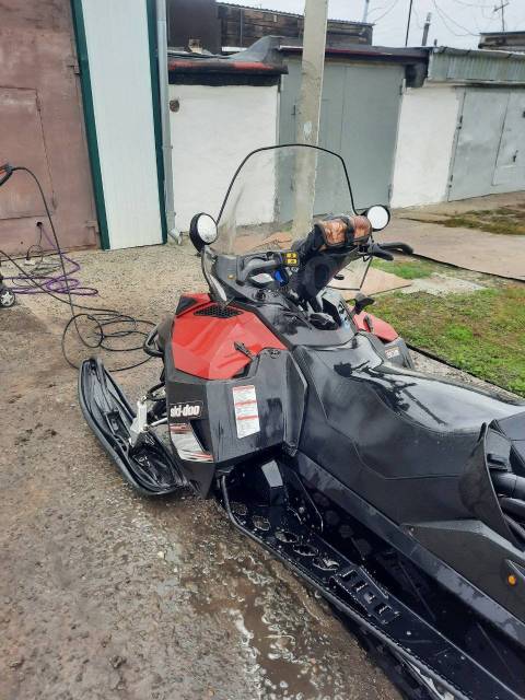 BRP Ski-Doo Expedition SE. ,  ,   