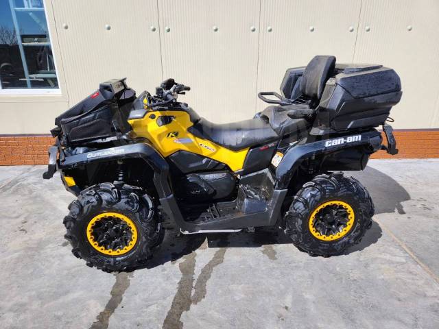 BRP Can-Am Commander 800. ,  \,   