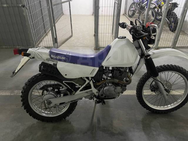 Suzuki Djebel 200. 199. ., , ,   