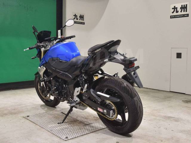 Suzuki GSR 750. 750. ., , ,   