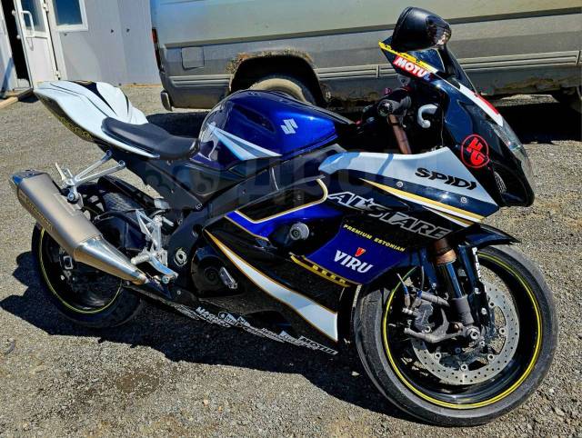 Suzuki GSX-R 1000. 1 000. ., , ,   