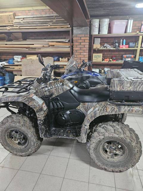 Yamaha Grizzly. ,  \,   