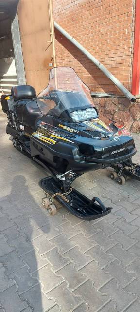 BRP Ski-Doo Skandic SUV. ,  ,   