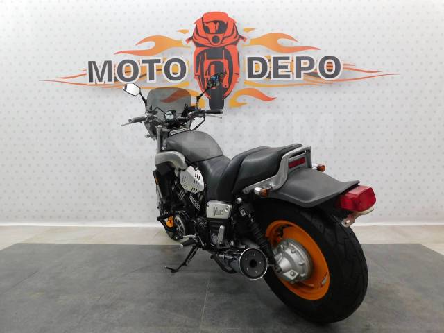 Yamaha V-Max 1200