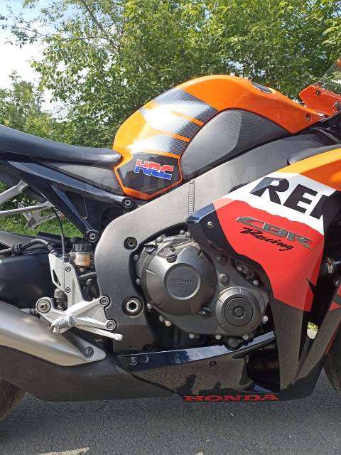 Honda CBR 1000RR Fireblade. 1 000. ., , ,   