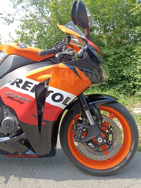 Honda CBR 1000RR Fireblade. 1 000. ., , ,   