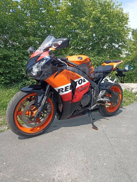 Honda CBR 1000RR Fireblade. 1 000. ., , ,   