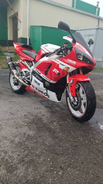 Yamaha R1. 1 000. ., , ,   